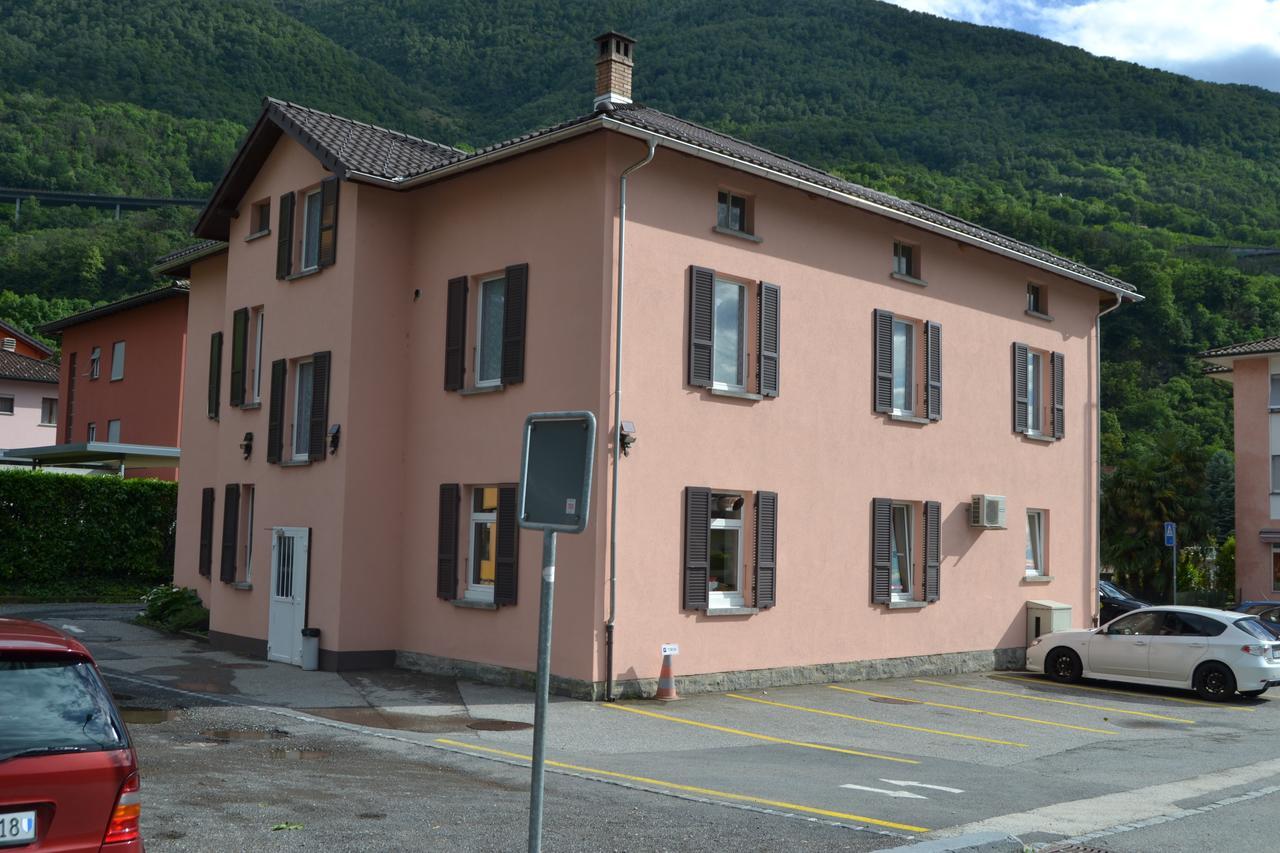 Osteria Centrale Cadenazzo Exteriér fotografie
